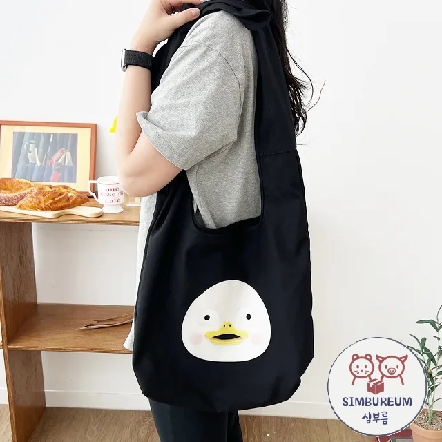 [Pengsoo ] กระเป ๋ า Eco ตัวละครการ ์ ตูนเกาหลี Penguin Pengsoo ปรับได ้
