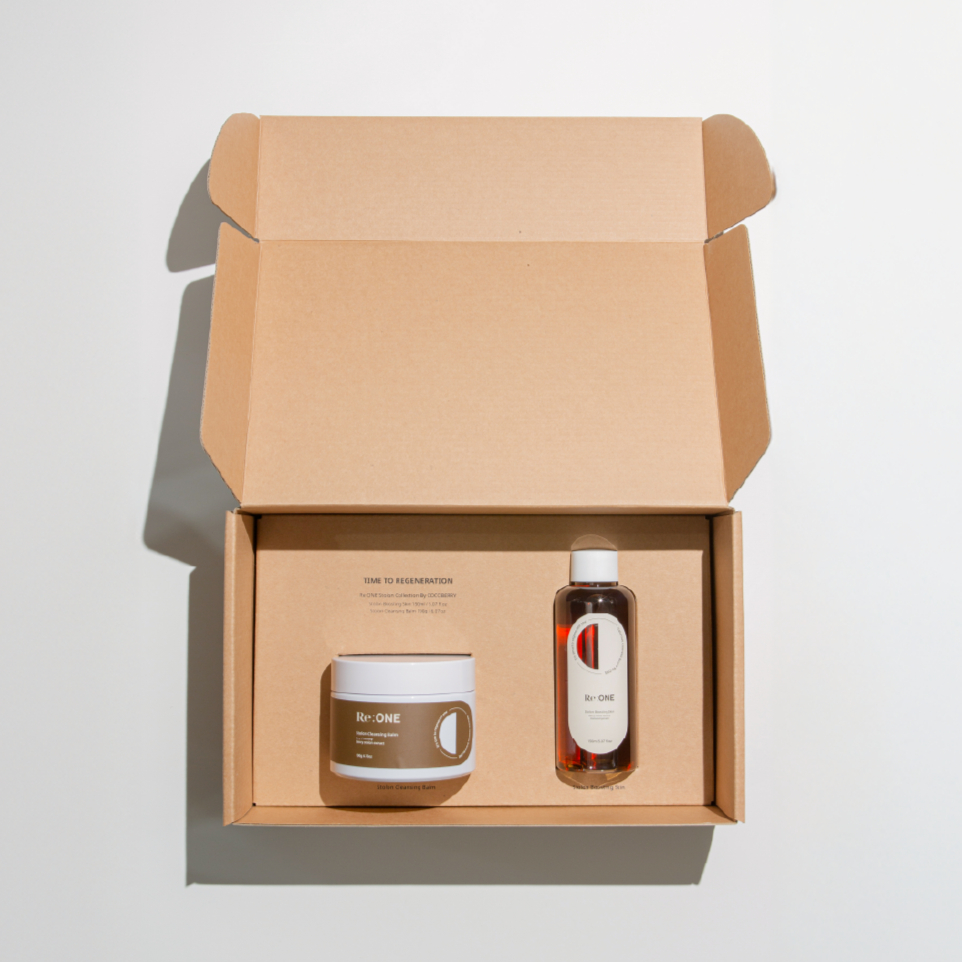 Strawberry Skin Care Basic Set [Cleaning Balm 190g / Toner 150ml] เครื่องสําอางเกาหลี