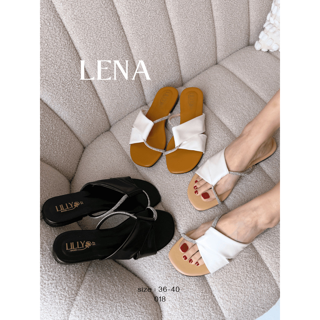 Sharisa Shoes รุ่น LENA (018) รองเท้าแตะเส้นเพชร พื้นนิ่ม ส้นแบน ดีไซน์สายหนังไขว้เพรช เก็บหน้าเท้าได้ดี ใส่แล้วขับผิว