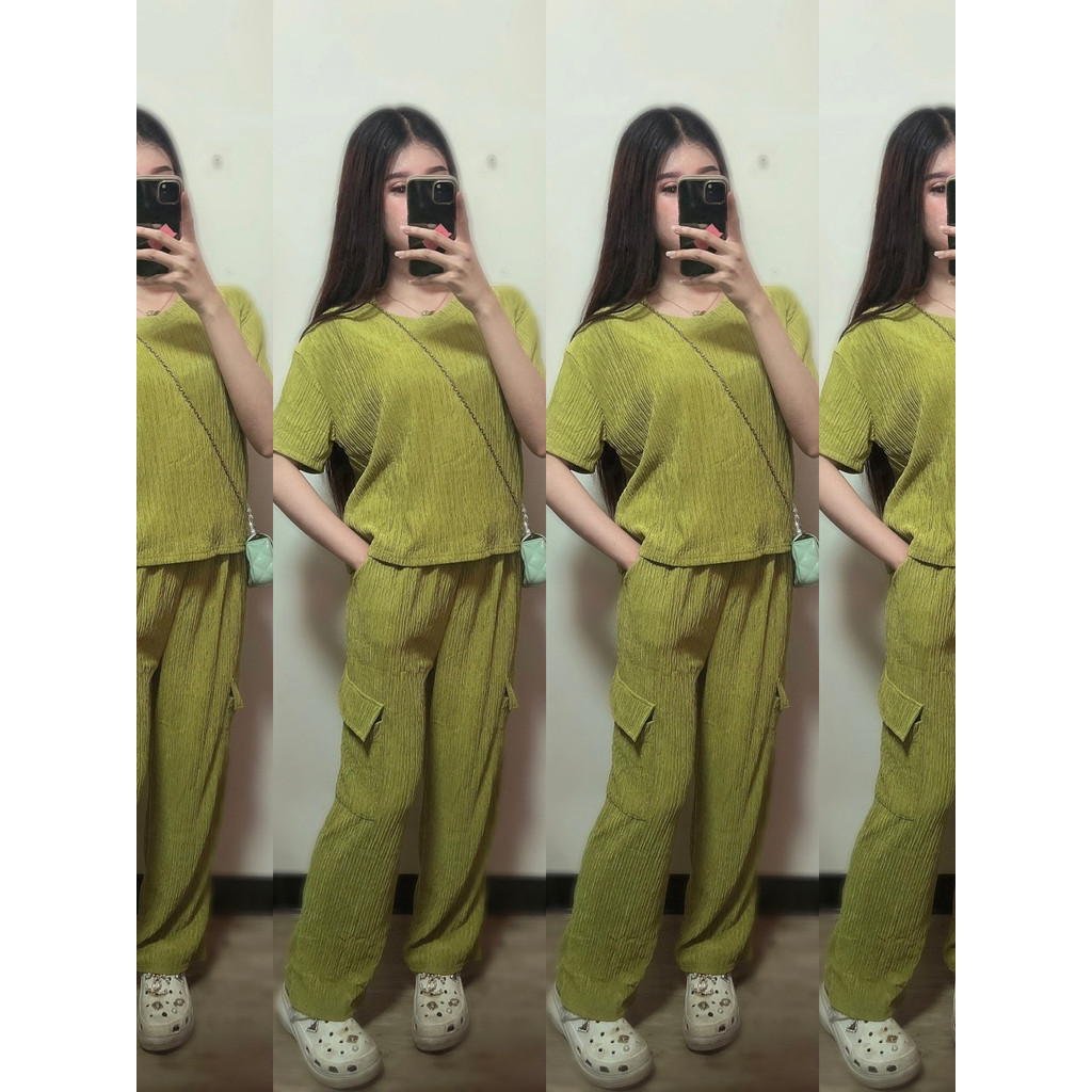 S112 ชุดเซ็ท2ชิ้นผ้ายับ เสื้อครอป กางเกงทรงคาโก้