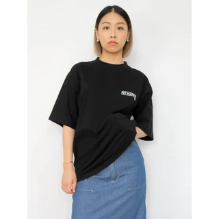 Strayandcool เสื้อยืดโอเวอร์ไซส์ "Work hard to buy cat food" Oversized T-shirt