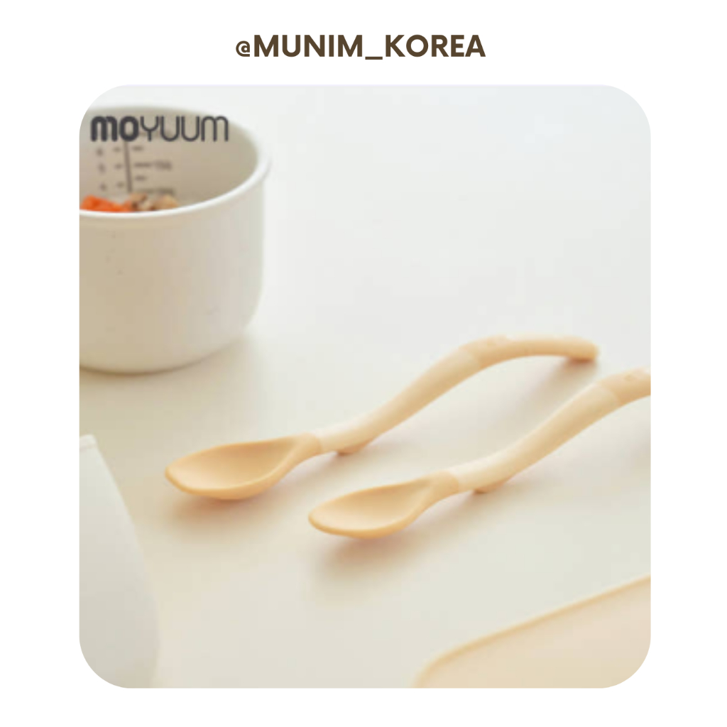 [Moyuum] First Bite Baby Weaning Spoon Set 2P with Case – Honeybee Color – ช้อนป้อนอาหารเริ่มต้น ปลา