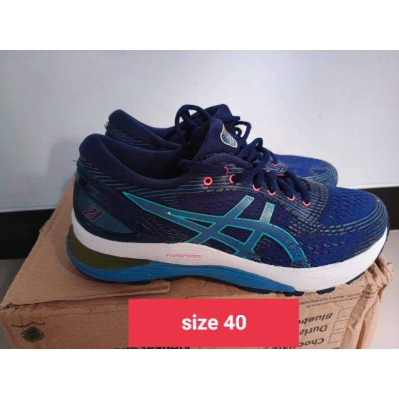 Asics Gel Nimbus 21 รองเท้าต้นฉบับมือสอง