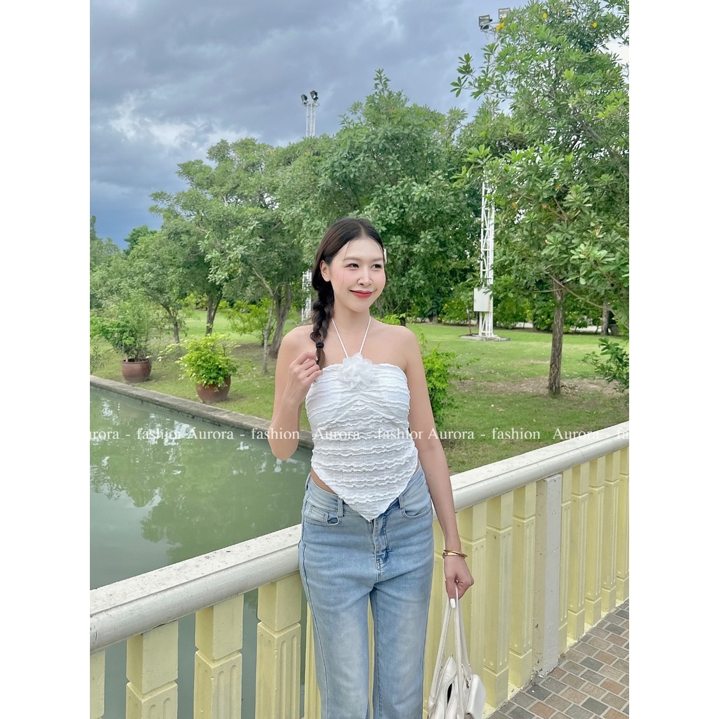 Aurora  พร้อมส่ง  (รูปถ่ายจากงานจริง)  เสื้อเกาะอก เสื้อคอปคล้องคอ ดอกไม้บนหน้าอก เซ็กซี่เก๋ ราคา ถูกที่สุด ดีลบีเคเค แกลเลอรีภาพที่ 8
