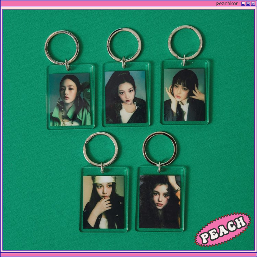 Newjeans NJ How Sweet Acrylic Photo Keyring พวงกุญแจ / New Jeans Keychain LINE Friends Official MD