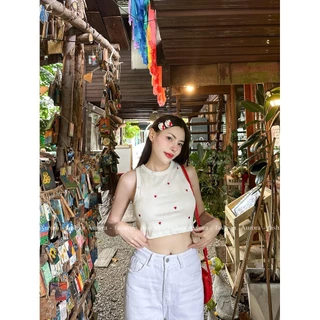 Aurora 🛒พร้อมส่ง🚚 (รูปถ่ายจากงานจริง)เสื้อสายเดี่ยวไหมพรม คล้องคอ สไตล์เกาหลีแบบแซ่บมาก ผ้านิ่มใส่สบาย
