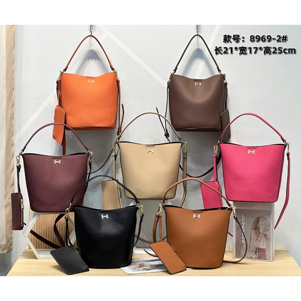 NEW OCT02 89692 กระเป๋าสะพายไหล่ผู้หญิง - 21x17x25cm