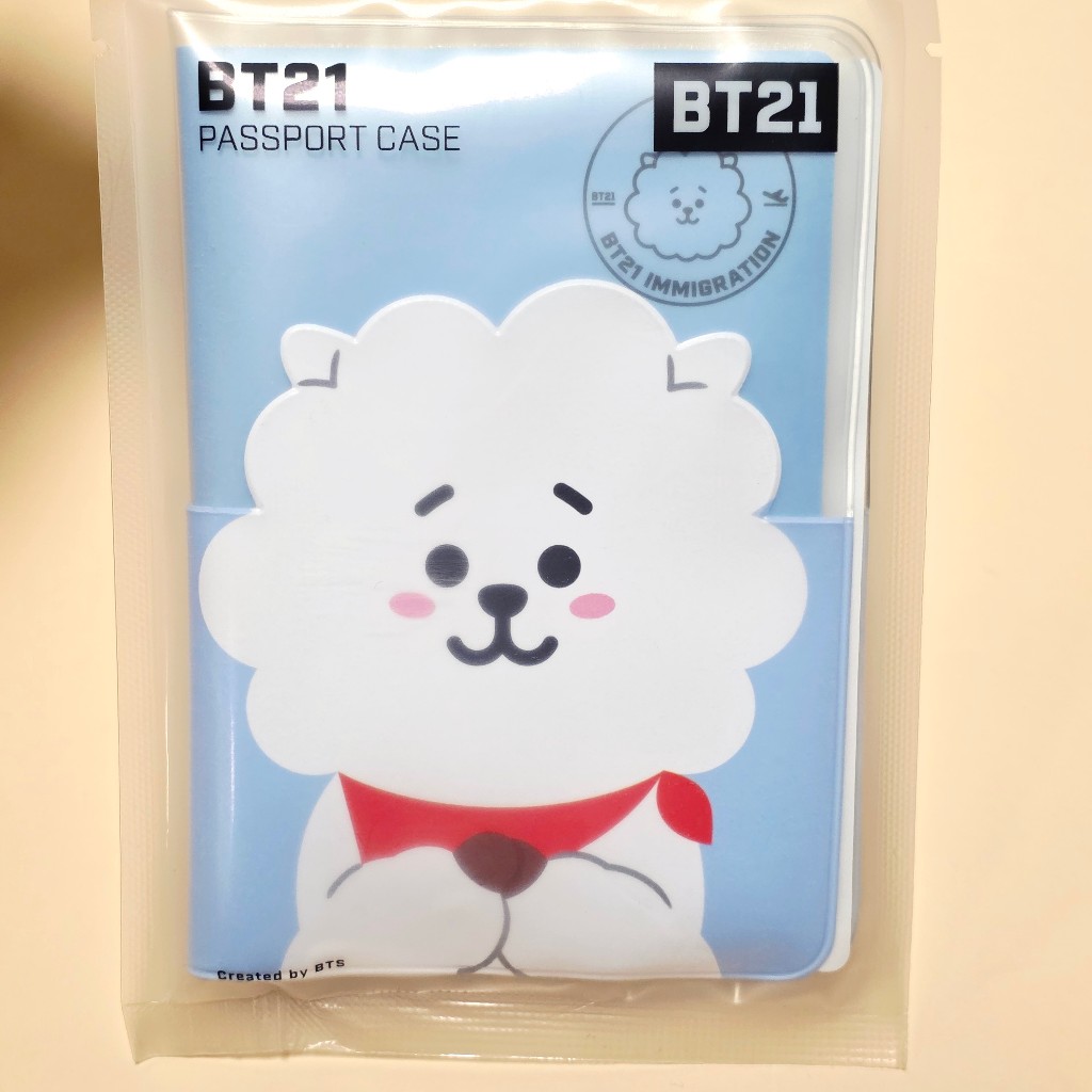 [เป็นทางการ] เคสพาสปอร์ตใส BT21 – RJ | ปกหนังสือเดินทางท่องเที่ยว BTS