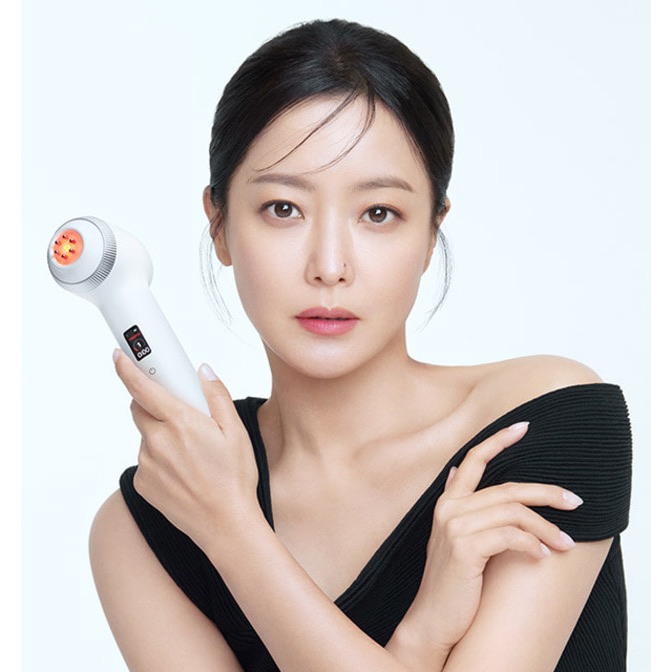 [Medicube] Age-r UltraTune เครื่องกระตุ้นคอลลาเจน ลดริ้วรอย ค่าพลังงาน RF สูง 40.68 MHz