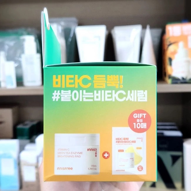 Olive Young Vitamin C Green Tea Enzyme Brightening Pad 70 Pads thumbnail 3