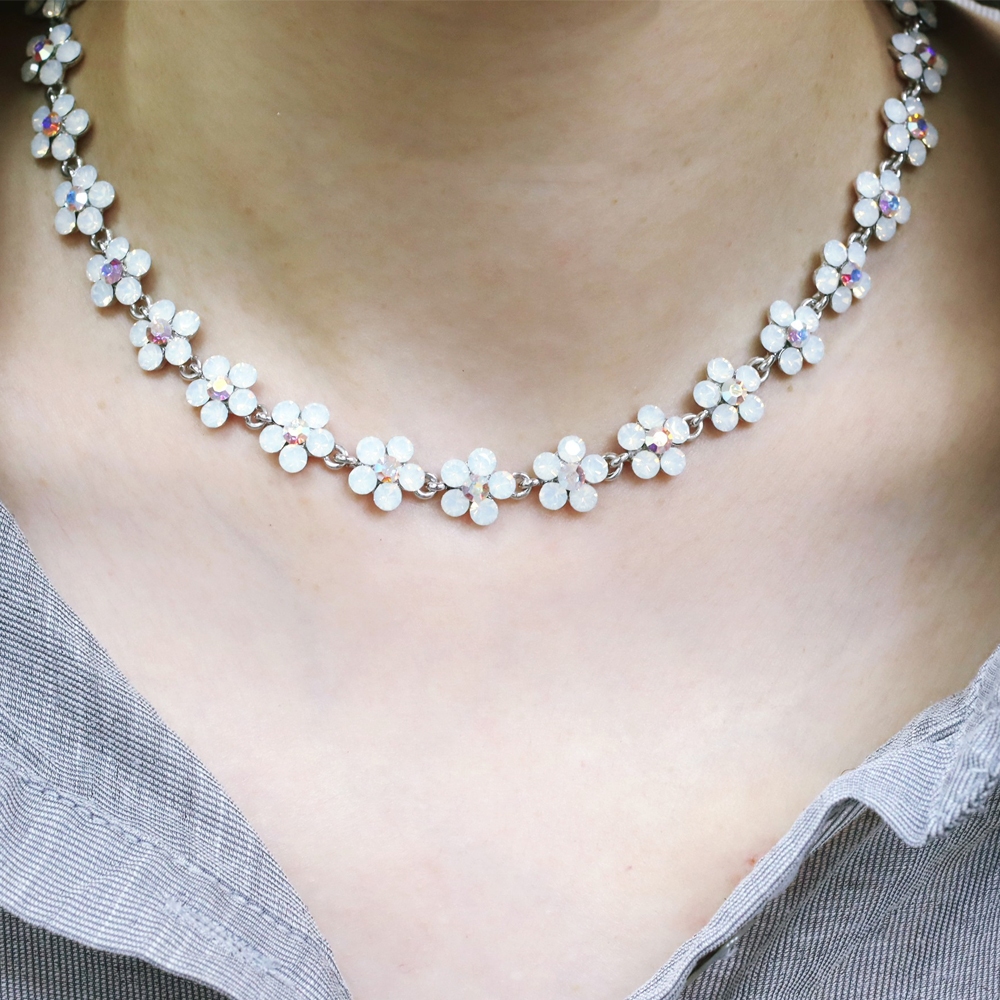 Bnp Jewelry Made in Korea Flower Chain สร้อยคอ Choker London Fashion Party K drama Classic Design