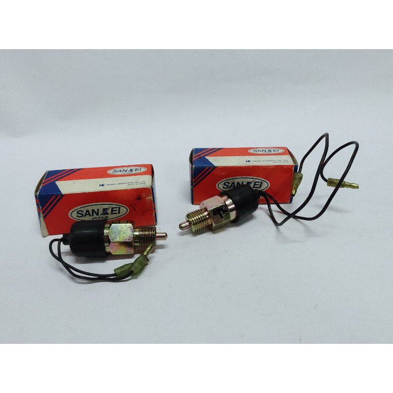 KB-610 KB-612 DATSUN 120Y B310 NISSAN SUNNY 130Y CABSTAR REVERSE SWITCH