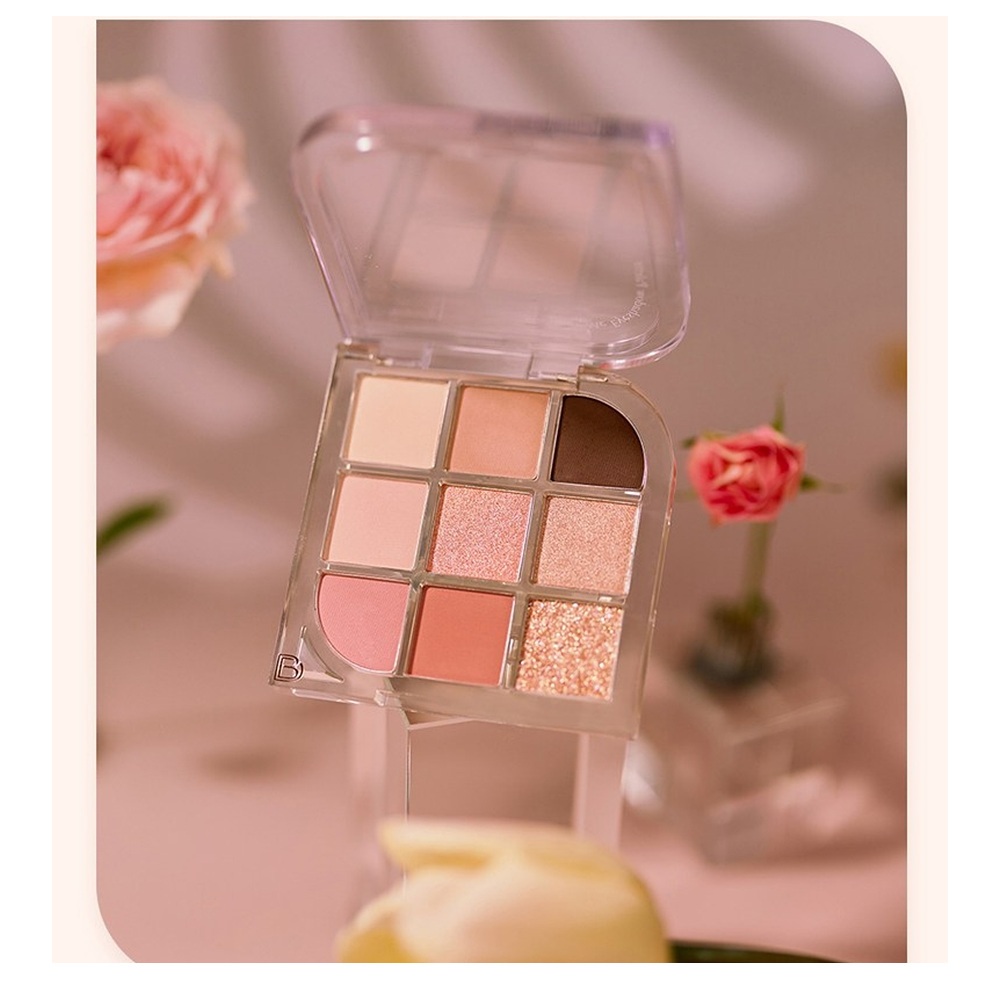 Blanc Diva Coloring: Me Eyeshadow Palette