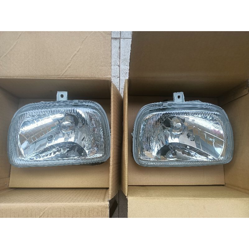 โคมไฟคู่หน้าแบบแก้วl 200 ตาเหลี่ยมของใหม่แกะกล่องคู่ซ้ายขวา