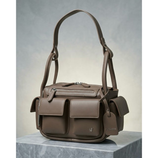 YUNABEE 33606#  ด้วยกระเป๋า2พอกเก็ตด้านหน้า และด้านข้างและตก…