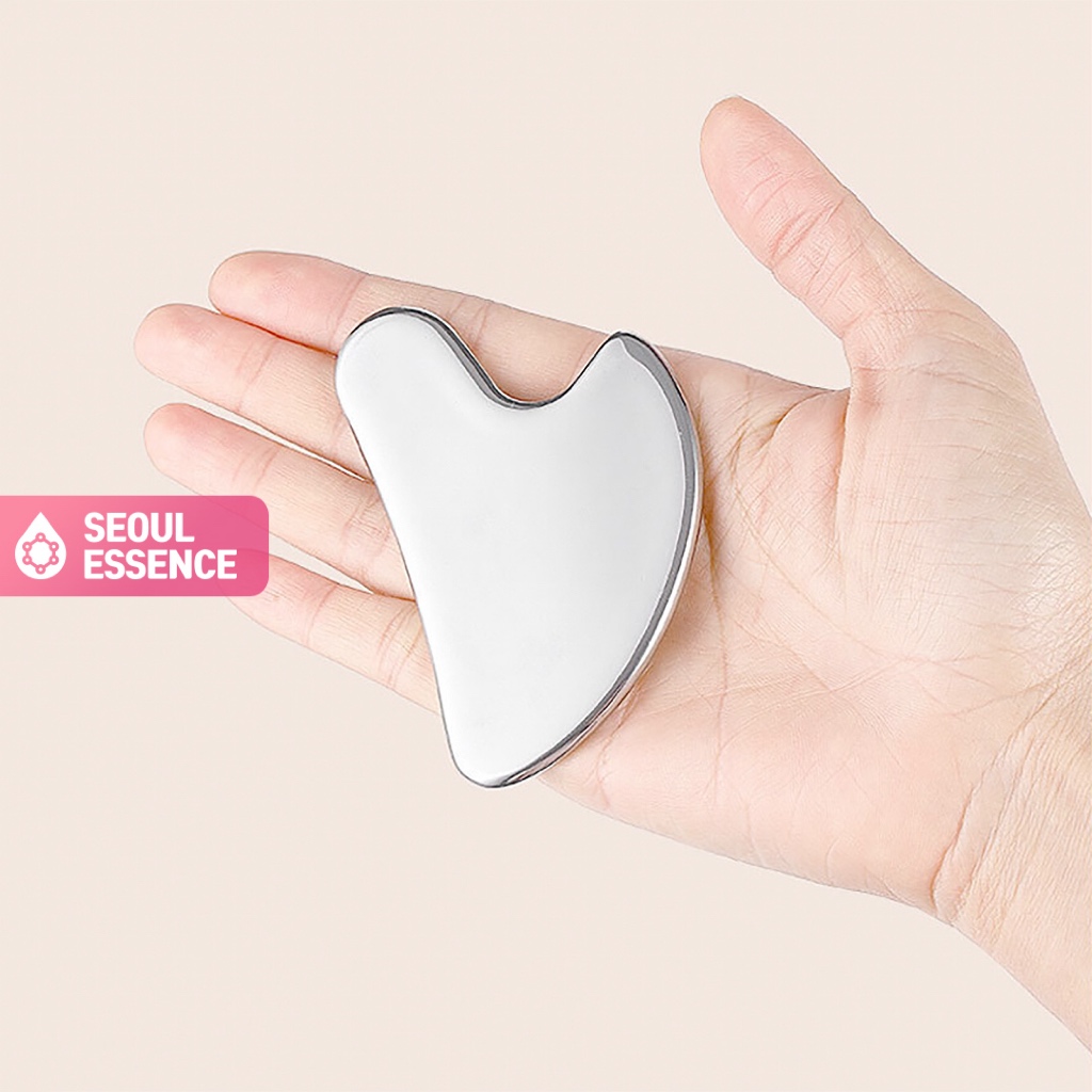 SEOUL ESSENCE Heart Fit Mini Gua Sha - เครื่องมือนวดหน้า, เครื่องขูดหัวใจขนาดเล็ก, เครื่องมือเสริมความงามโลหะทําความเย็น