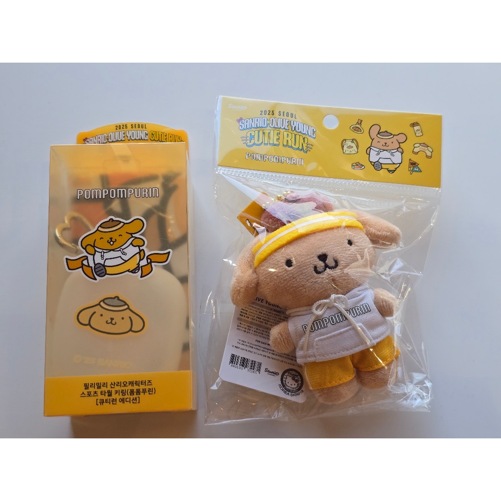 SEOUL 2025 Limited Edition Sanrio Korea X OLIVE YOUNG CUTIE RUN KEYCHAINS + SPORTS TOWEL SET POMPOMP