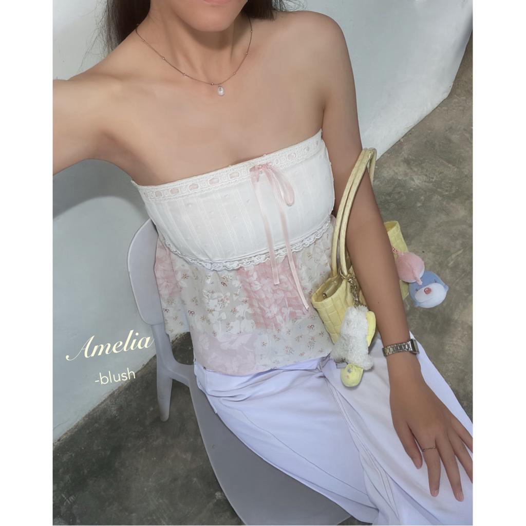 (pre) Amelia | เกาะอกแต่งลูกไม้