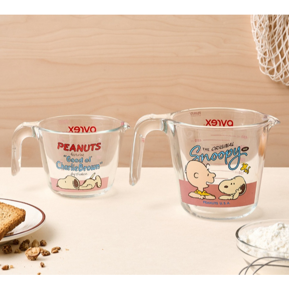 ถ้วยตวง Pyrex Snoopy Illustration Edition 250ml / 500ml