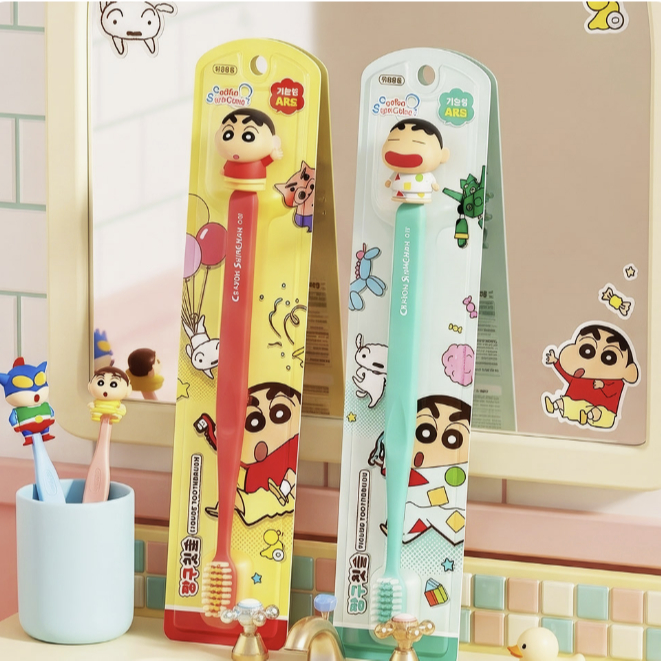 Crayon Shinchan ชุดแปรงสีฟันรูป 2 ชิ้น Soft Bristle Rounded แปรงสีฟันเด็กผู้ใหญ่ 6+ Oral Care แปรงตัวละครน่ารัก