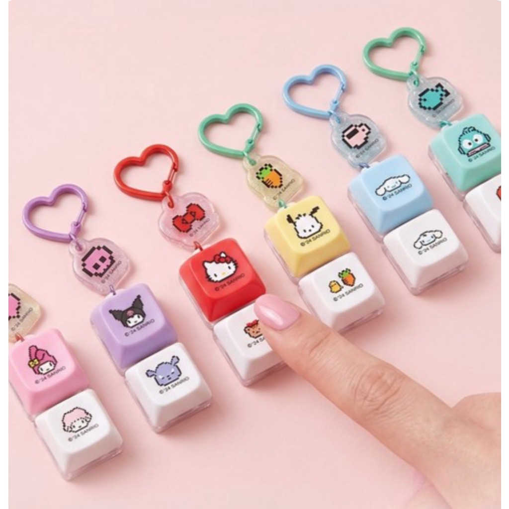 Sanrio LED Click Keycap Keyring Blind Box Mini Keyboard Light-Up Charm คีย์บอร์ดพวงกุญแจ – Clicky Fidget Toy