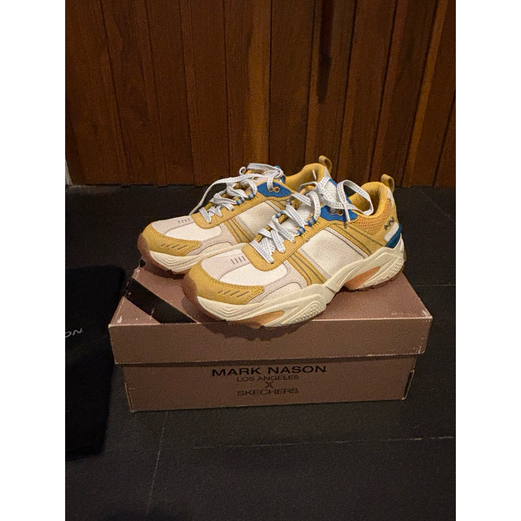 รองเท้า Sketcher x Mark nason