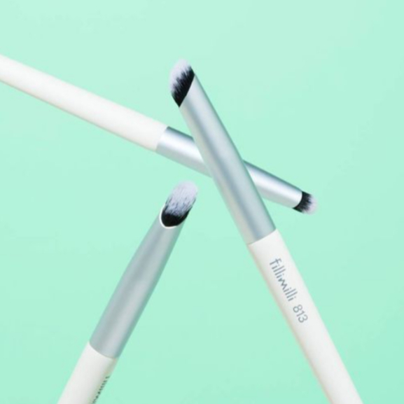 แปรง FilliMilli Spot Corrector Brush 813