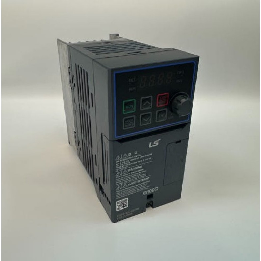 LS ไดรฟ์ AC ไฟฟ้า LSLV0008G100C-2EONN INVERTER 3 เฟส AC220V 0.75KW 1.0HP
