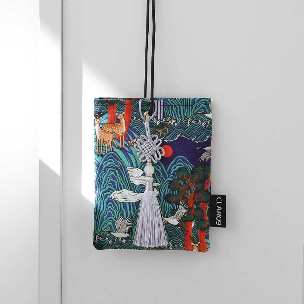 Claro9 Traditional Sun and Moon with Five Peaks Scent Pouch