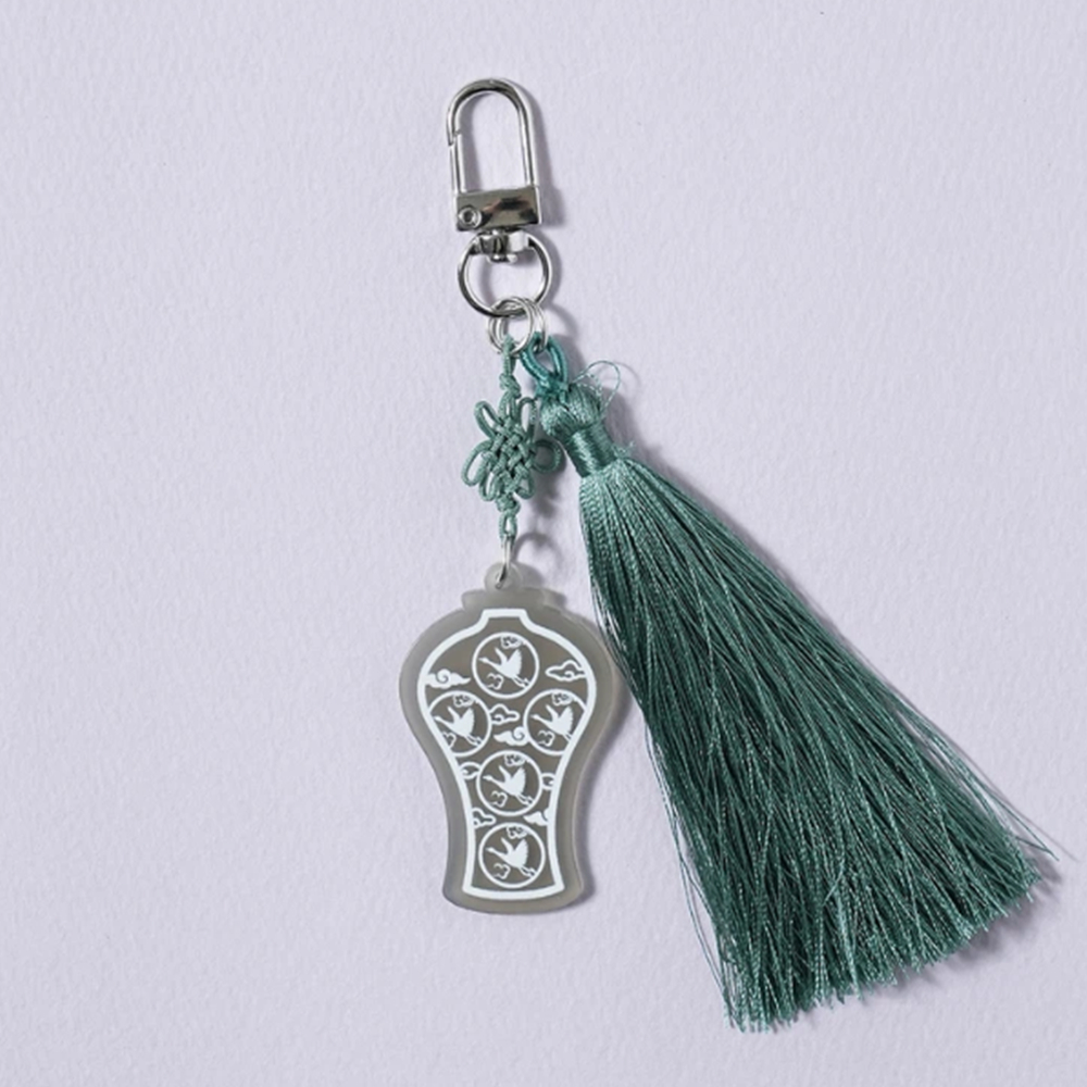 [Daiso Korea] พวงกุญแจอะคริลิคพอร์ซเลนสีขาว K-Traditional | ออกแบบโถพระจันทร์ | พู่มิ้นท์ | ฟอยล์โฮโลแกรม | ของขวัญเกาหลี