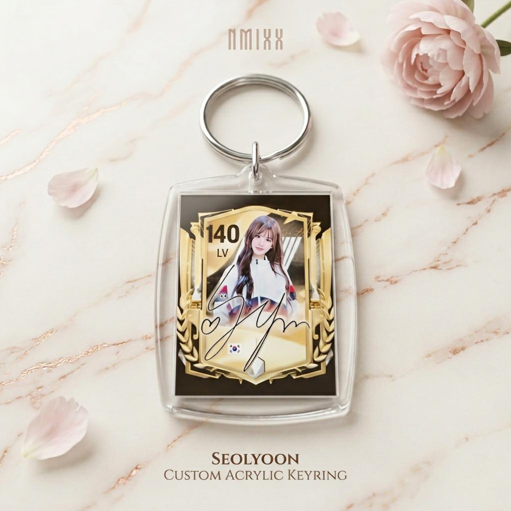 [ร้านเมนเตอร์] ✨ Sullyoon Gold Card Style Acrylic Keychain - พวงกุญแจสะสมพรีเมี่ยมที่ต้องมีสําหรับ N