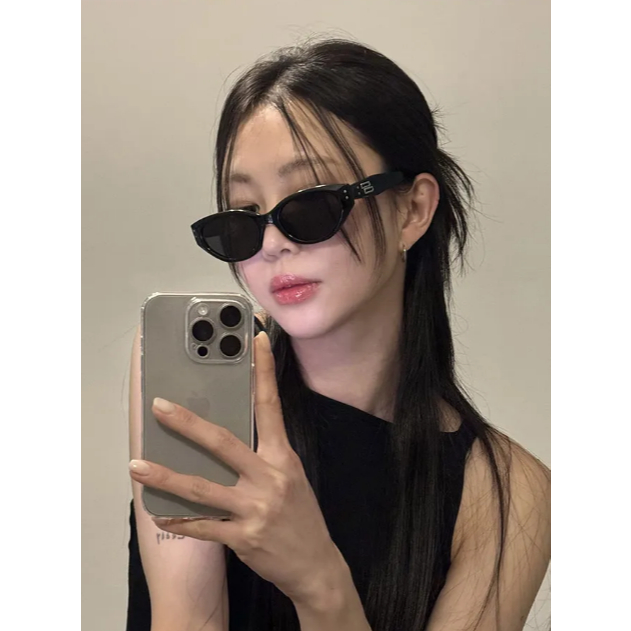 [K-Trendy] ขายกว่า 10,000 ขายแล้ว! Geek Chic Oval Cat-Eye Flat Horn-Rimed แว่นกันแดด (UV400 99.9% Pr