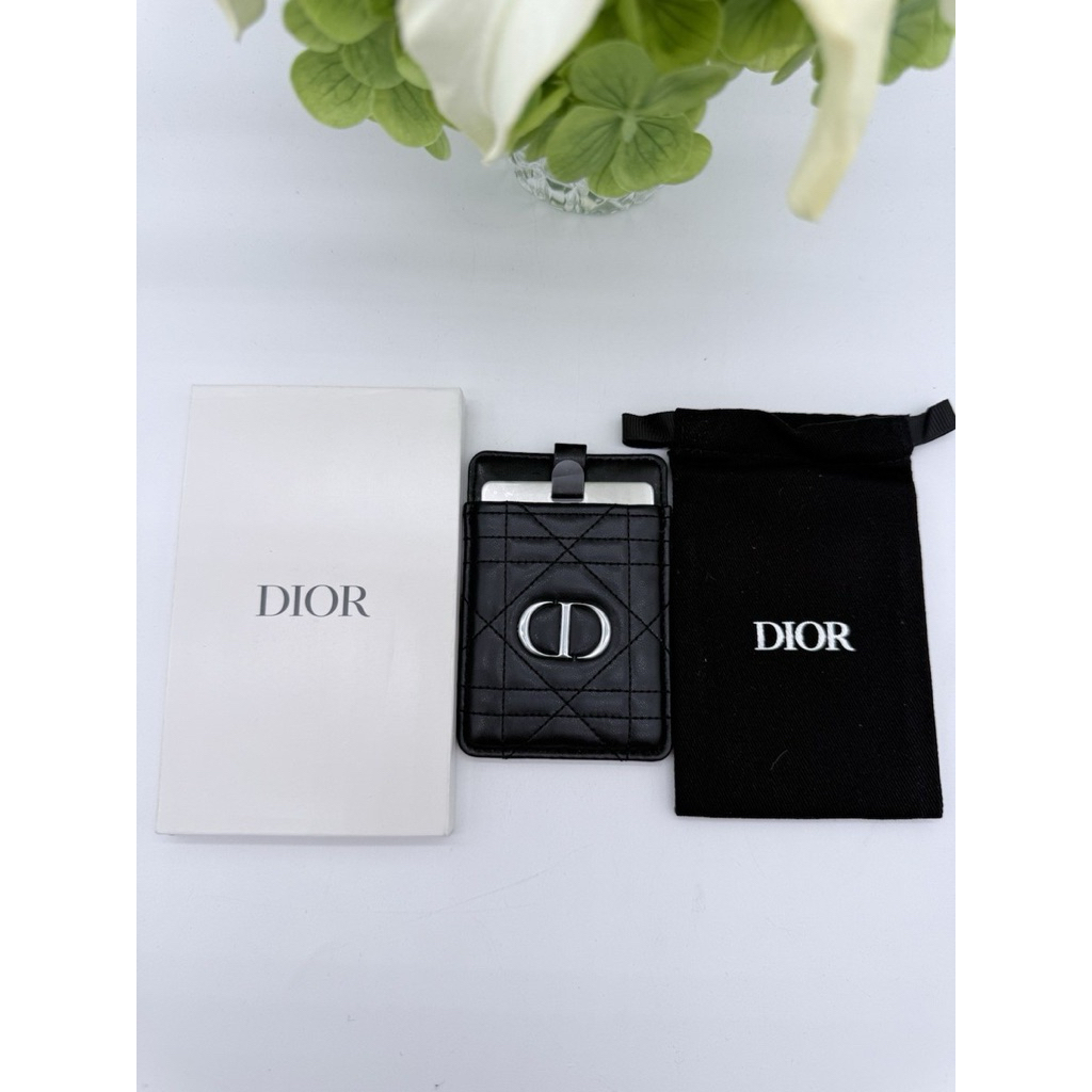 Dior Gift Rouge Dior Card Holder พร้อมกระจก (not magsafe with sticker)