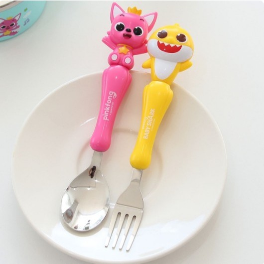 [Pink Pong] ชุดช้อนและส้อม Baby Shark 3D