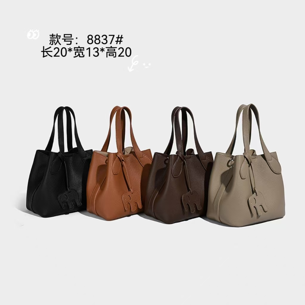 OCT109 8837 TOGO กระเป๋าสะพายไหล่ผู้หญิง - 20x13x20cm