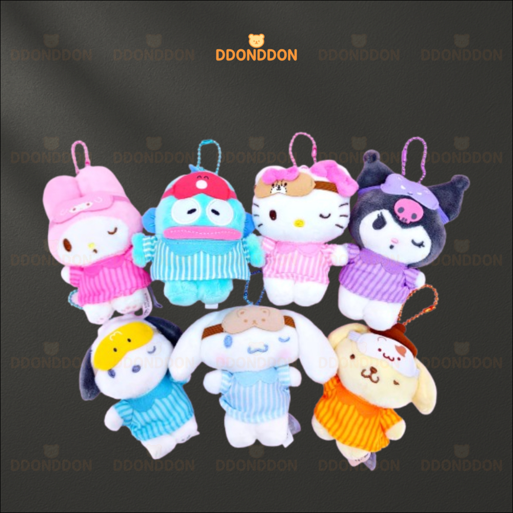 🇰🇷 เกาหลีแท้ Sanrio ชุดนอนตุ๊กตาพวงกุญแจพวงกุญแจ 8 ซม