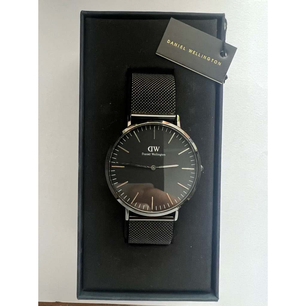นาฬิกา Daniel Wellington มือสอง