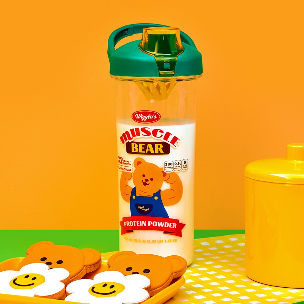 [LocknLock x Wiggle Wiggle] Shake Tumbler 700ml - ขวดน้ําเครื่องปั่นโปรตีนหมีกล้ามเนื้อ
