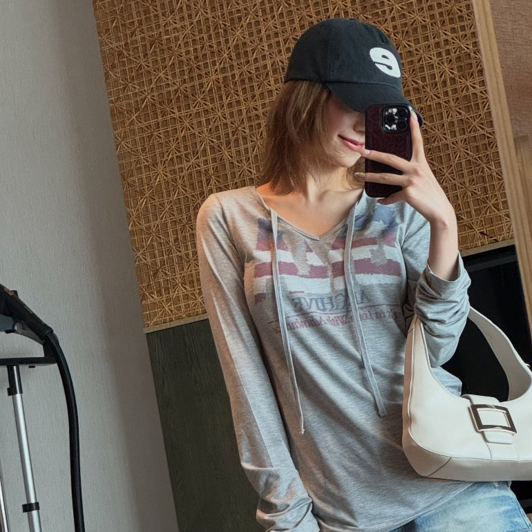 Gilaarchive ITZY YEJI h2h ian ive liz USA โลโก้ V คอแขนยาวเสื้อยืดเกาหลี Casual Slim Fit Basic Top ส
