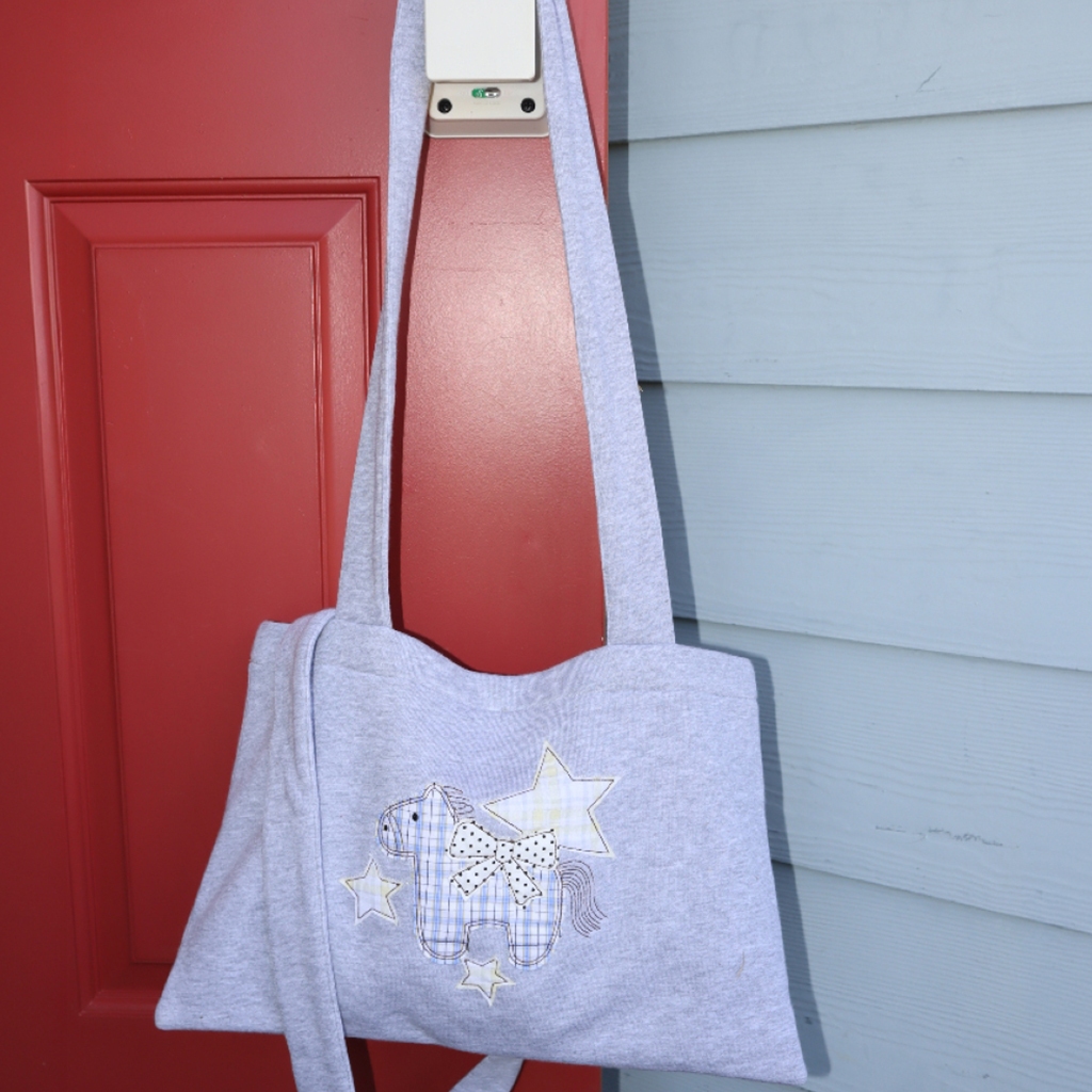 [RONRON] Ribbon Pony Applique Sweat Shoulder Bag / GREY — صورة 2