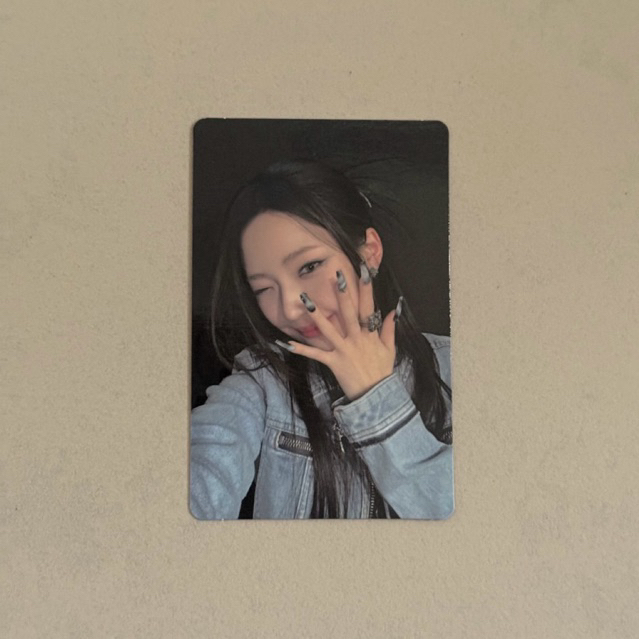 Babymonster Ruka BABYMONS7ER Photobook การ์ดรูปถ่ายอย่างเป็นทางการของ