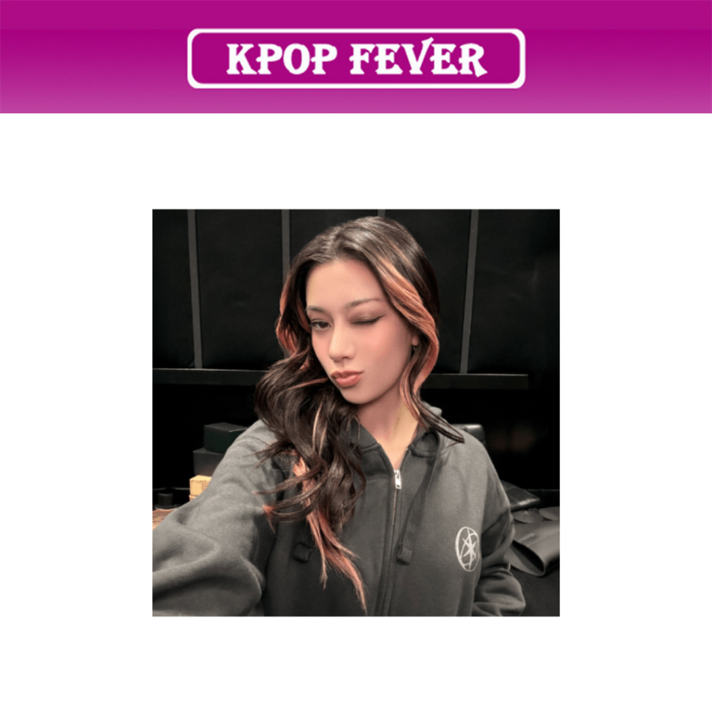 KATSEYE [THE BEAUTIFUL CHAOS] TOUR MD / Hoodie Zip-up