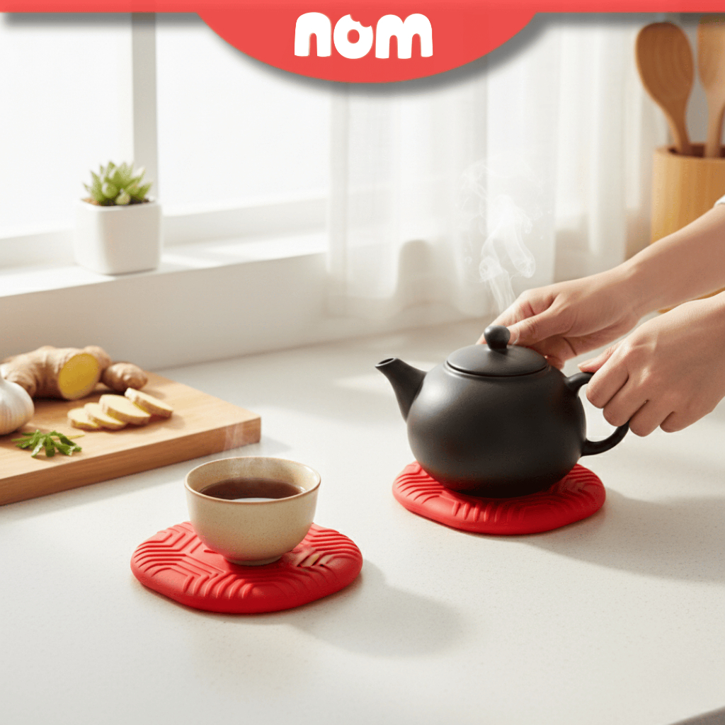 Nom Ang Ku Kueh Coaster Set (ชุด 2 ชิ้น) - ที่รองแก้ว Kueh, Iconic Food Collection Home Decor