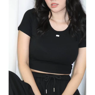 Lenebkk Bae Basic Crop เสื้อยืดสั้นมีบรา