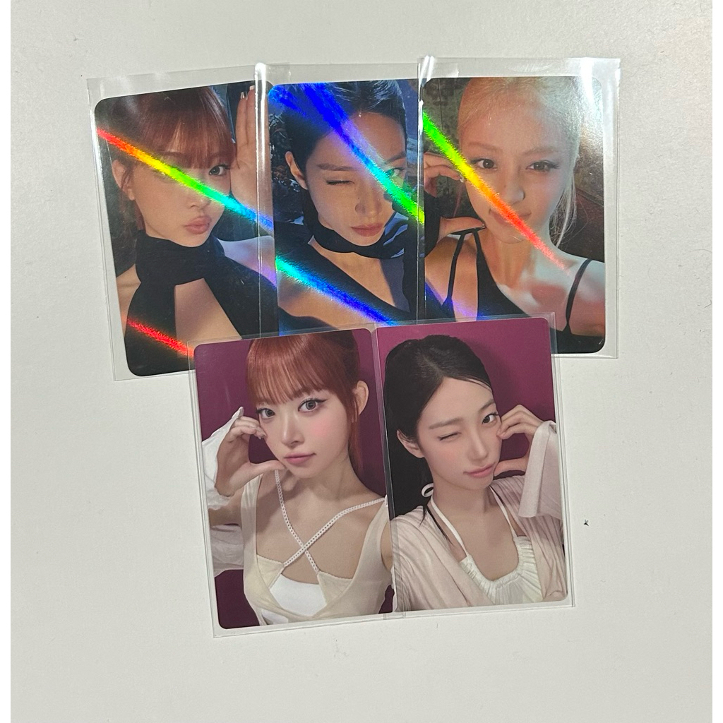 พร้อมส่ง LE SSERAFIM PUREFLOW ERA