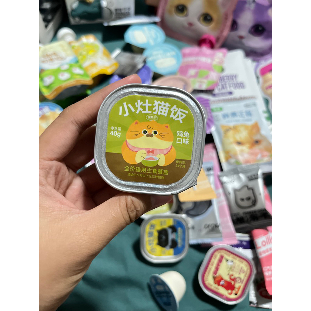 meow fan เปียกถ้วยคอมพลีท