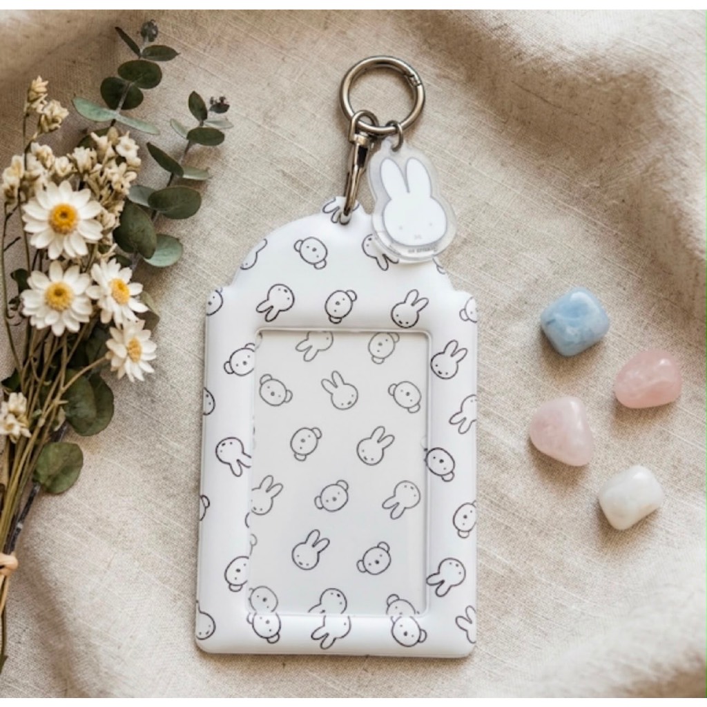 Miffy Aesthetic Card Holder พร้อมพวงกุญแจอะคริลิค Charm Ins สไตล์นักเรียน ID Badge Holder EZ-Link Tr