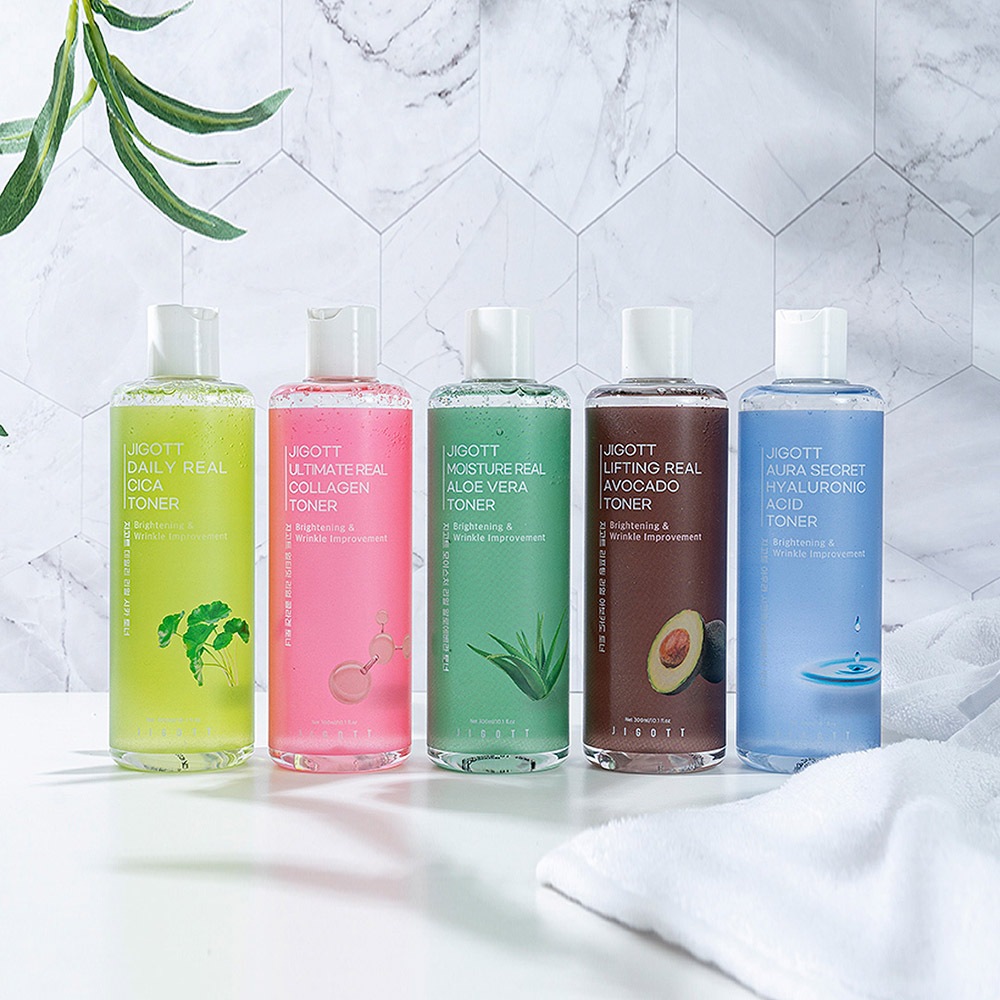 [1+1] Jigott Real Toner 300ml 1+1 Set (Cica/อะโวคาโด/ว่านหางจระเข้/ไฮยาลูโรนิค/คอลลาเจน) Hydrating M