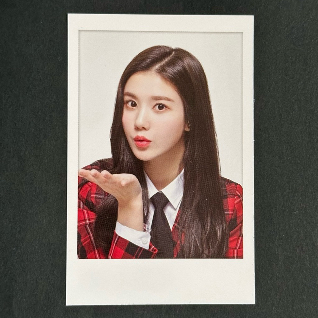 Kwon Eunbi Izone Iz*one Skoolooks การ์ดรูปถ่ายอย่างเป็นทางการ