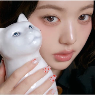Hapa Kristin Cat-titude (สีเทาไพลิน) คอนแทคเลนส์ 1 วัน 10P